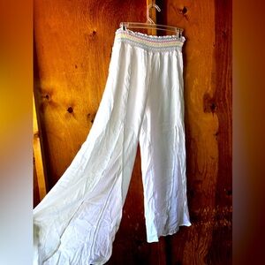 Size medium Pallazio pants